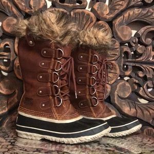 Sorel “Joan of Arctic” Snow / Waterproof Boot